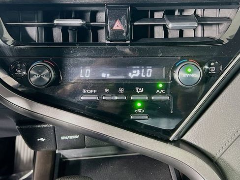 Used 2023 Toyota Camry LE image 23