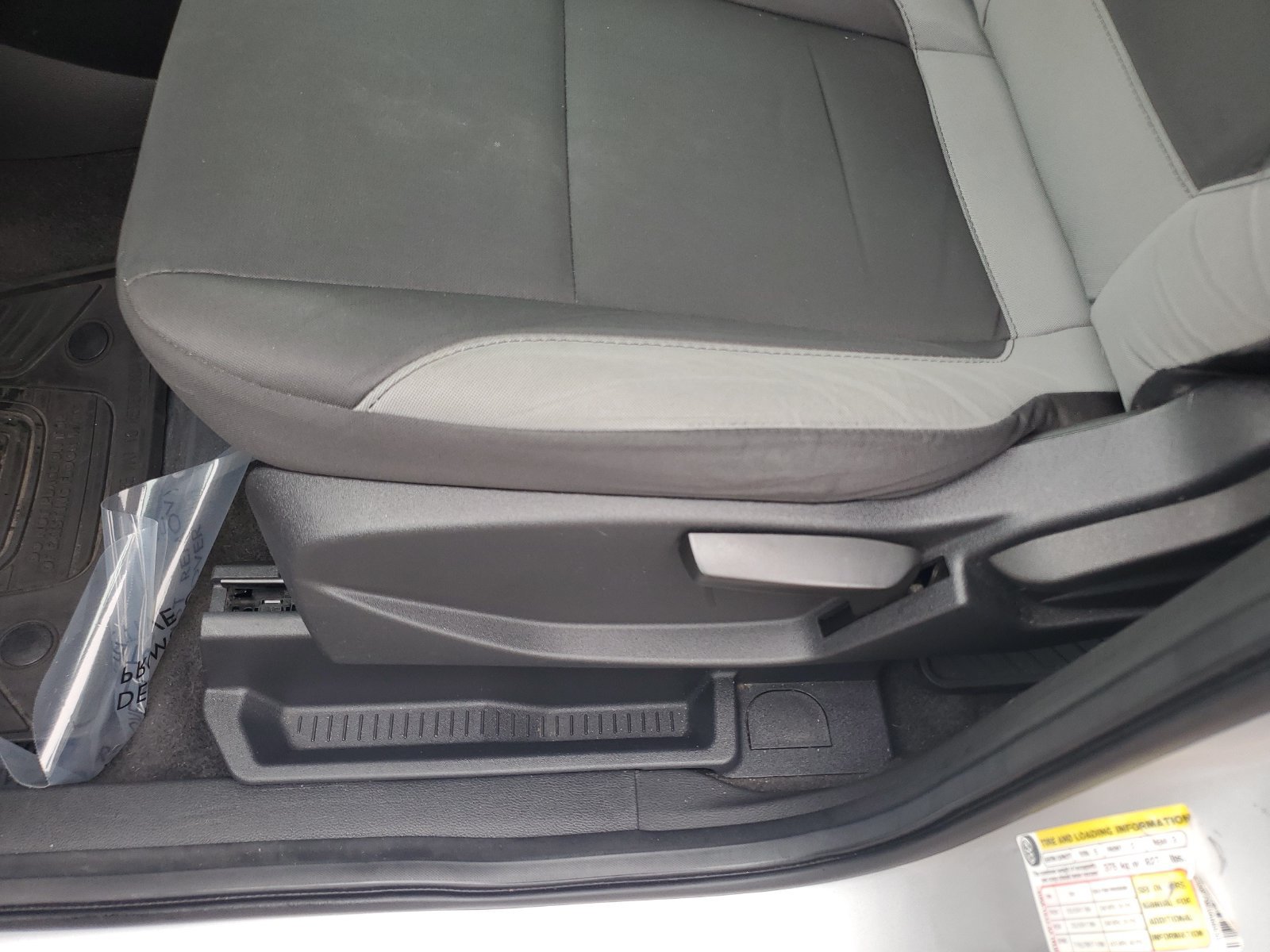 Used 2014 Ford Escape S FWD image 17