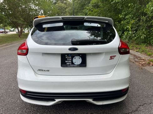 Used 2016 Ford Focus ST FWD image 6