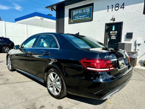Used 2014 Mercedes-Benz E 250 BlueTEC Sedan image 3