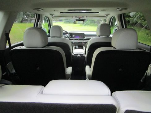 Used 2024 Kia Telluride S w/ S Sunroof Package AWD/4WD image 16