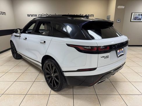 Used 2018 Land Rover Range Rover Velar R-Dynamic SE image 4