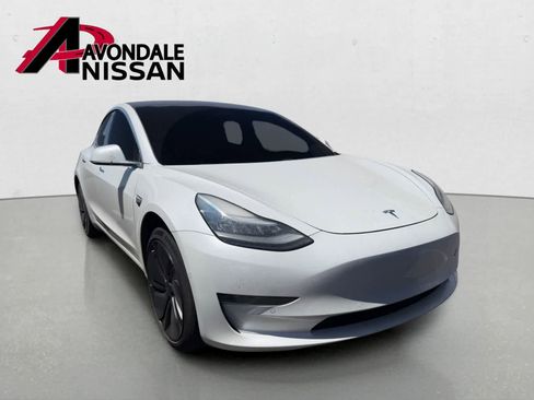 Used 2020 Tesla Model 3 image 4