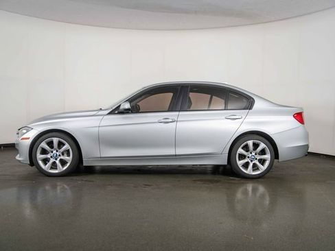 Used 2013 BMW 335i xDrive Sedan AWD/4WD image 5