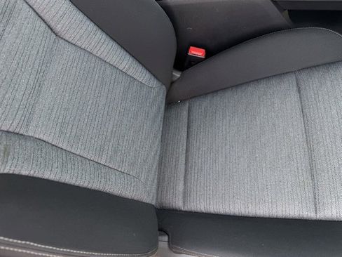 Certified 2023 Nissan Rogue SV image 28