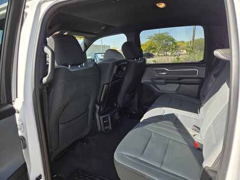 Used 2021 RAM 1500 Big Horn AWD/4WD image 11