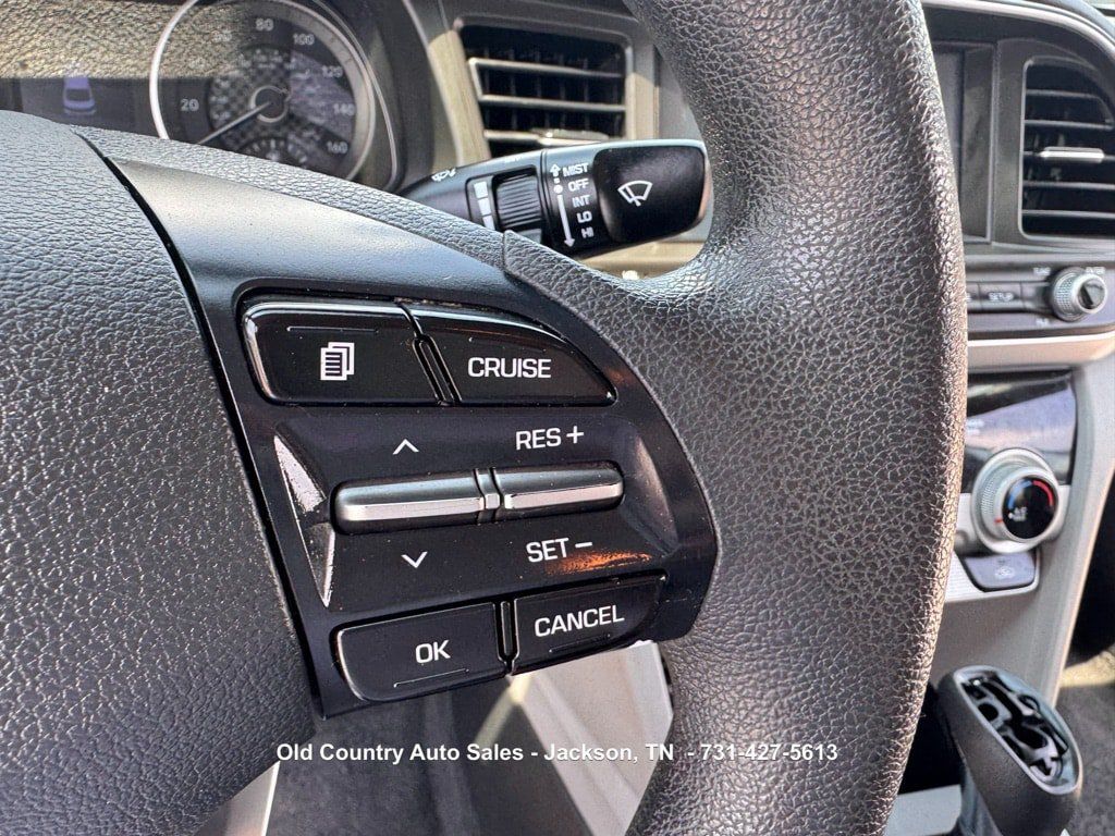 Used 2019 Hyundai Elantra SEL FWD image 23