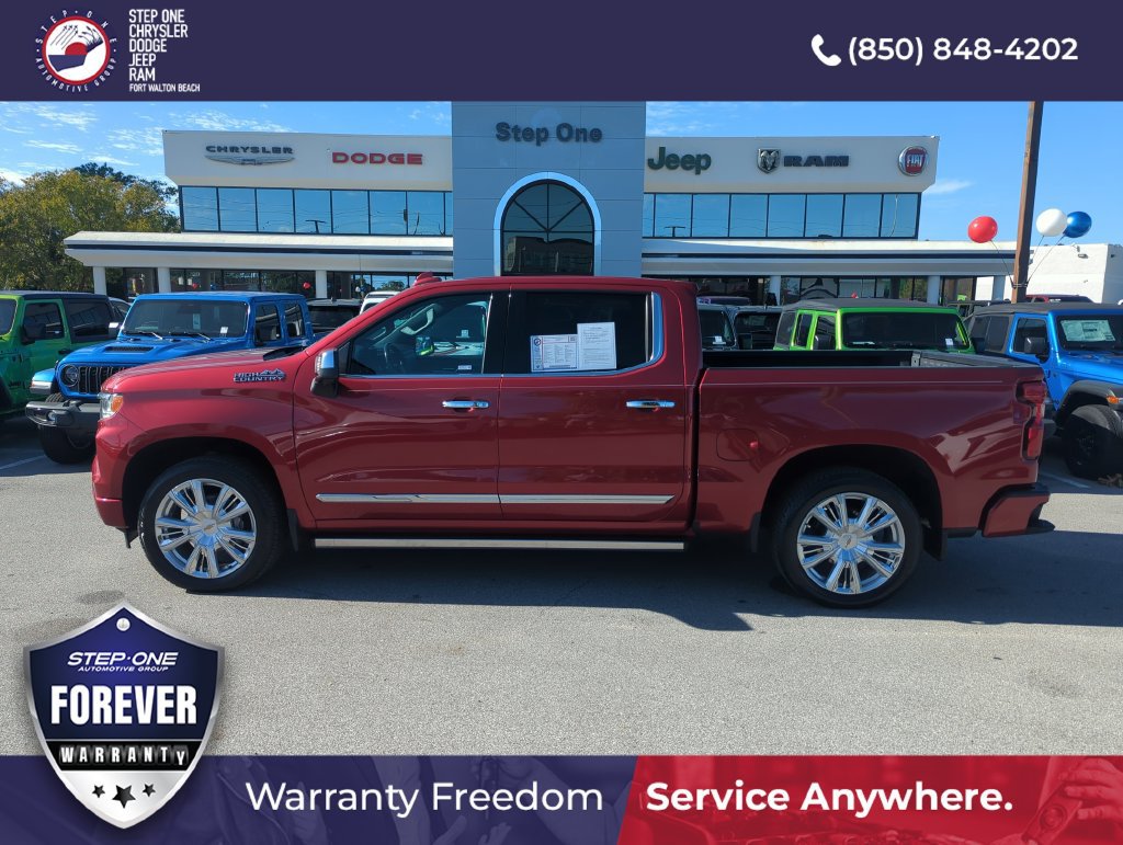 Used 2024 Chevrolet Silverado 1500 High Country AWD/4WD image 3