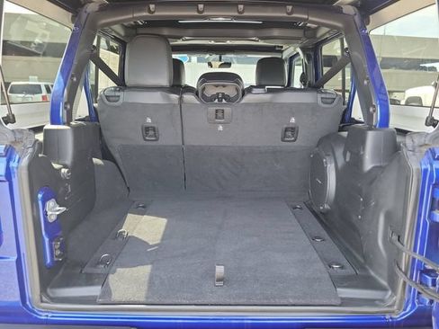 Used 2020 Jeep Wrangler Unlimited Rubicon AWD/4WD image 31