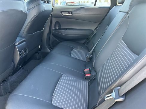 Used 2025 Toyota Corolla Cross AWD Hybrid image 16