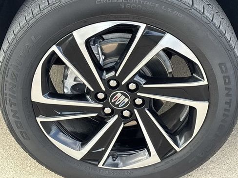 Used 2025 Buick Enclave Sport Touring FWD image 10