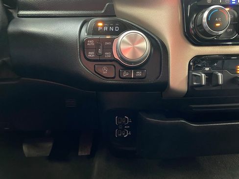 Used 2020 RAM 1500 Laramie image 32