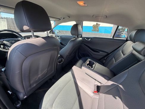 Used 2019 Hyundai Ioniq Limited FWD image 14