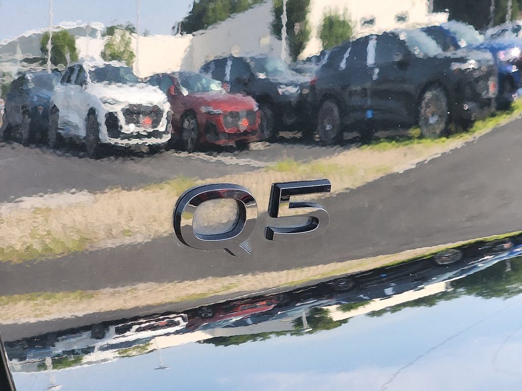Used 2025 Audi Q5 Prestige AWD/4WD image 30