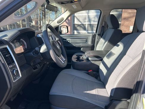 Used 2024 RAM 1500 Classic SLT image 22