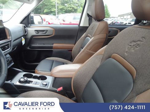 Used 2025 Ford Bronco Sport Outer Banks w/ Outer Banks Tech Package+ AWD/4WD image 7