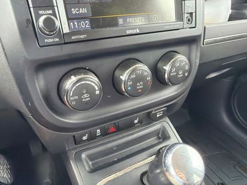 Used 2014 Jeep Patriot Limited FWD image 16