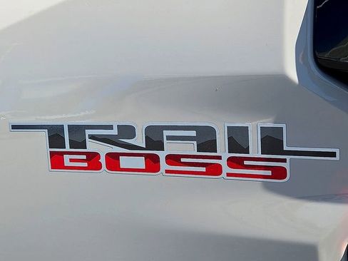 New 2026 Chevrolet Colorado Trail Boss AWD/4WD image 11