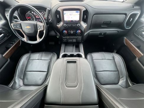 Used 2022 Chevrolet Silverado 2500 High Country image 15