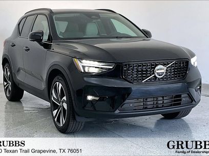 New 2026 Volvo XC40 B5 Ultra w/ Protection Package Premier