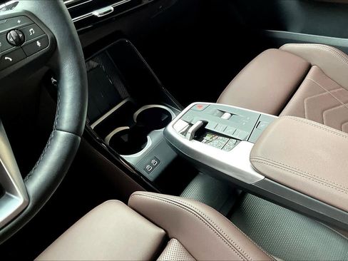 Used 2025 BMW X1 xDrive28i image 16