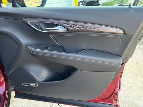 Certified 2021 Buick Envision Avenir image 53