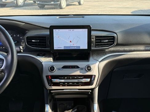 Used 2022 Ford Explorer Timberline image 11