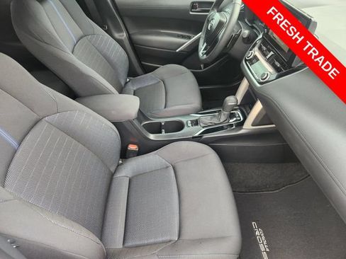 Used 2024 Toyota Corolla Cross AWD Hybrid image 13