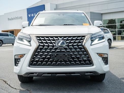 Used 2022 Lexus GX 460 w/ Black Line Special Edition AWD/4WD image 2