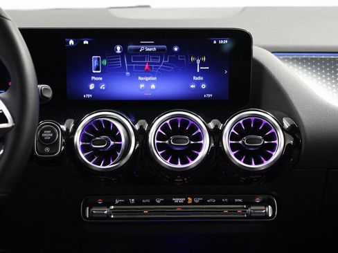 Certified 2025 Mercedes-Benz GLA 250 GLA 250 image 15