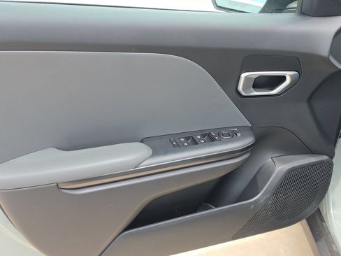 New 2026 Kia K4 FWD image 17
