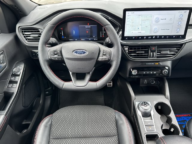 Used 2024 Ford Escape ST-Line w/ Tech Pack #1 AWD/4WD image 8