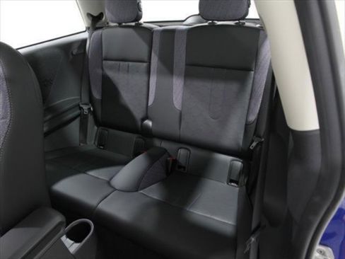 Certified 2025 MINI Cooper S image 21