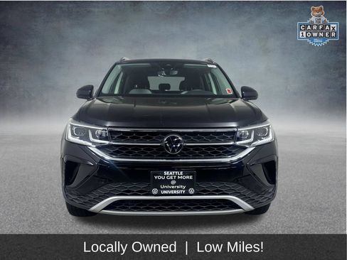 Used 2023 Volkswagen Taos SEL AWD/4WD image 2
