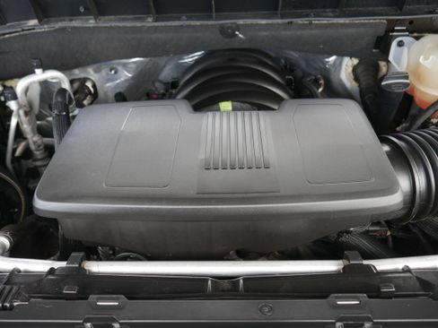 Certified 2024 Chevrolet Silverado 1500 RST w/ Convenience Package II AWD/4WD image 11