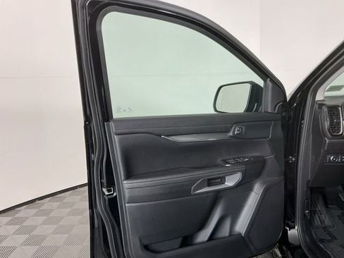 New 2025 Ford Ranger Lariat w/ FX4 Off-Road Package AWD/4WD image 13