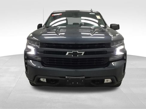 Used 2021 Chevrolet Silverado 1500 RST AWD/4WD image 3