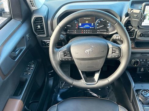 Used 2024 Ford Bronco Sport Outer Banks w/ Tech Package image 24