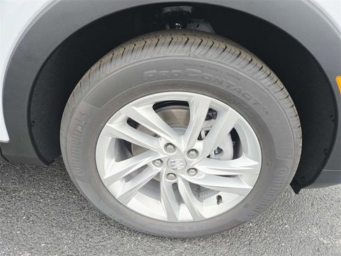 New 2026 Buick Envista Preferred image 16