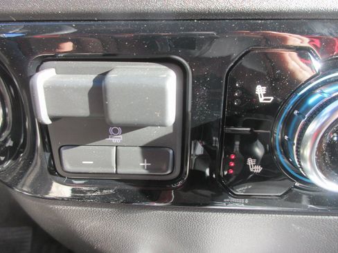 New 2026 GMC Sierra 1500 Elevation image 19