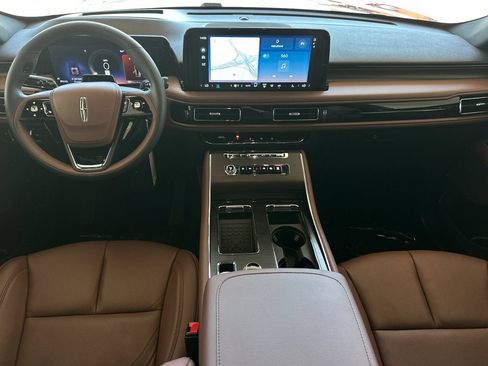 New 2026 Lincoln Aviator Reserve w/ Illumination Package RWD image 12