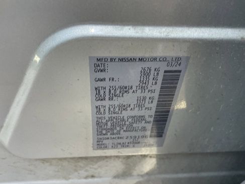 Used 2024 Nissan Pathfinder S image 8