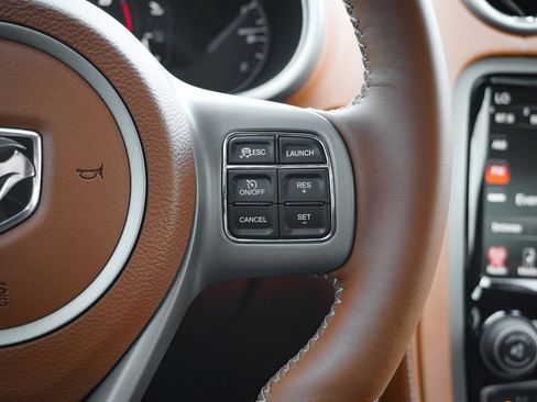 Used 2013 SRT Viper GTS w/ GTS Laguna Interior Pkg image 21