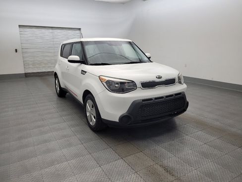 Used 2016 Kia Soul FWD image 13