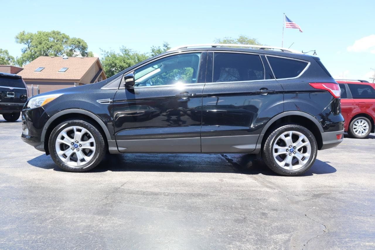 Used 2014 Ford Escape Titanium w/ Equipment Group 401A AWD/4WD image 2