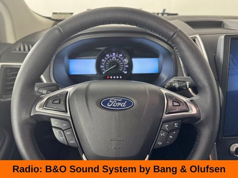 Used 2023 Ford Edge Titanium AWD/4WD image 14