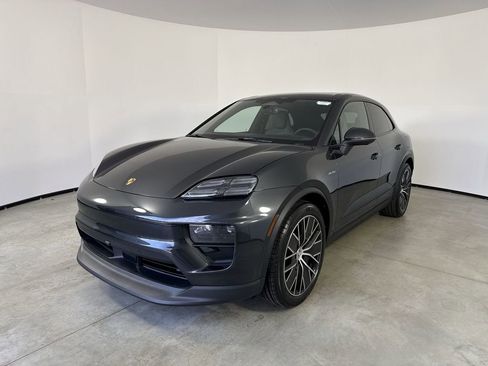 New 2026 Porsche Macan 4 Electric AWD/4WD image 1