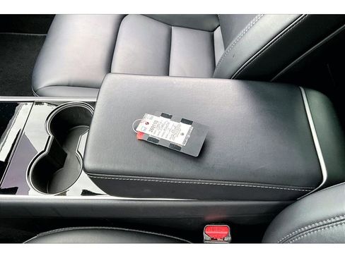 Used 2019 Tesla Model 3 Long Range AWD/4WD image 11