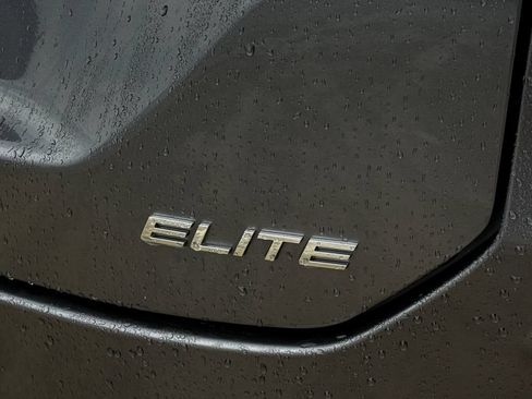 Used 2025 Honda Pilot Elite image 46