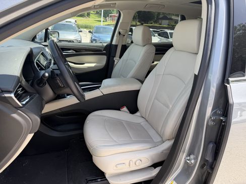 Used 2024 Buick Enclave Essence w/ Experience Buick Package FWD image 13